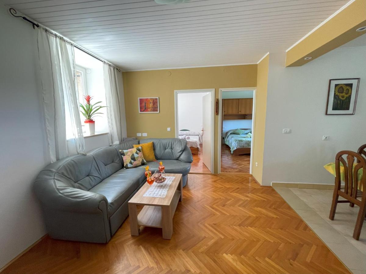 Apartment Kastel Пазин Экстерьер фото